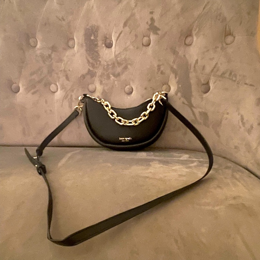Black Kate Spade Crossbody With Gold Chain Link